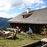 Johanneshof Hotel