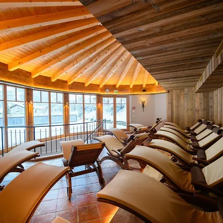 Johanneshof 4* غروسارل