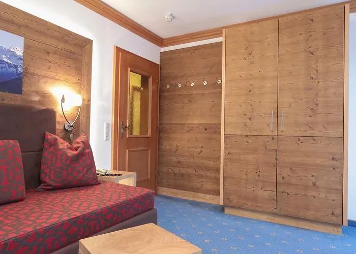 约翰内斯霍夫酒店 酒店 4*