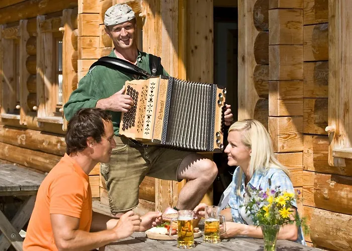 约翰内斯霍夫酒店 4* 格罗萨尔